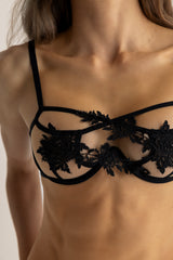 BRA MIKAELA NEGRO